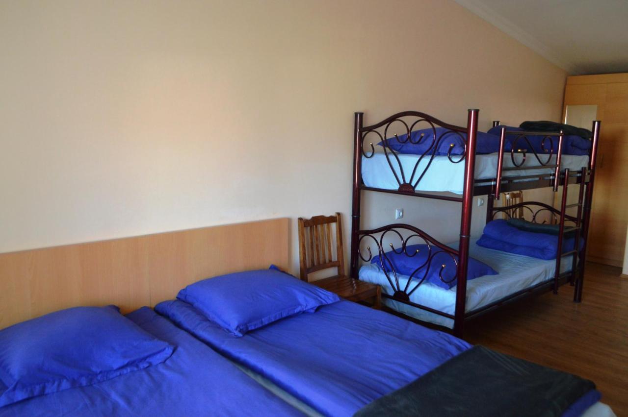 Guest House Qubi Степанцмінда Екстер'єр фото